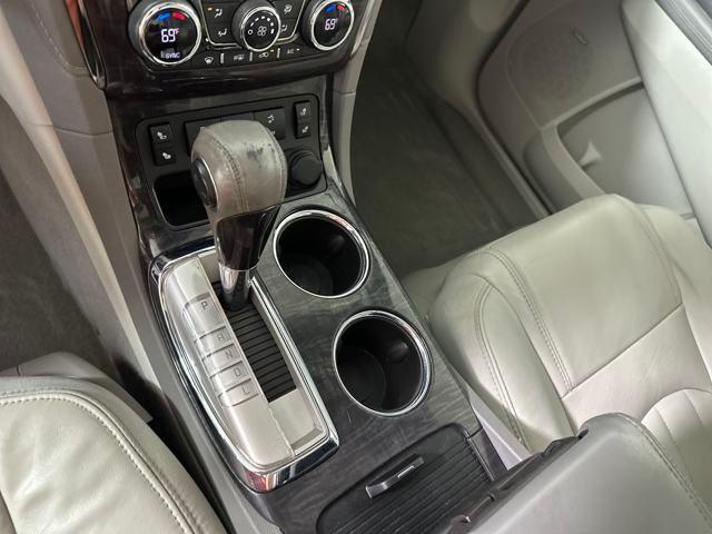 used 2015 Buick Enclave car, priced at $9,500