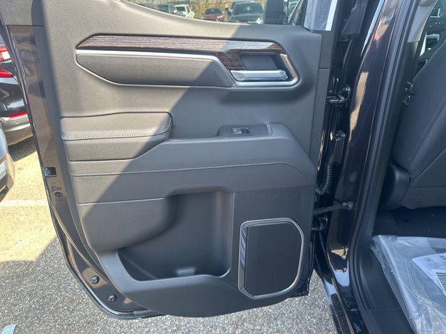 new 2025 GMC Sierra 1500 car, priced at $43,790