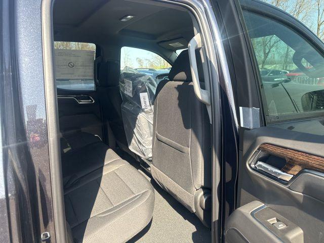 new 2025 GMC Sierra 1500 car, priced at $43,790