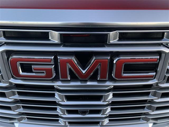 new 2025 GMC Yukon car, priced at $89,525