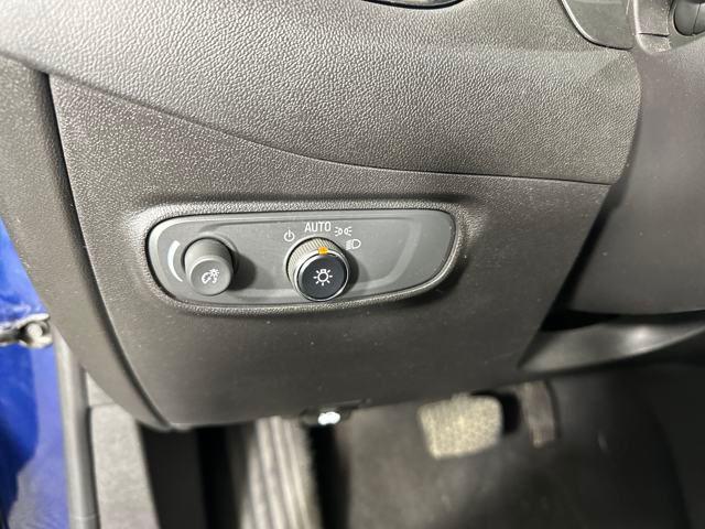 used 2022 Chevrolet Equinox car, priced at $17,990