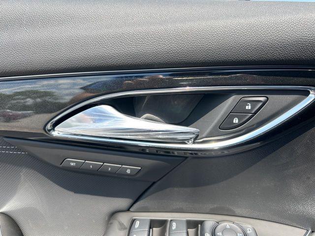 new 2025 Buick Envision car, priced at $38,390