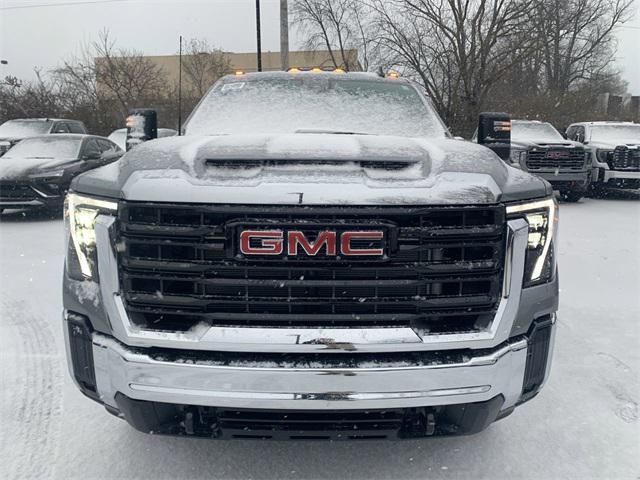 new 2025 GMC Sierra 2500 car, priced at $53,470