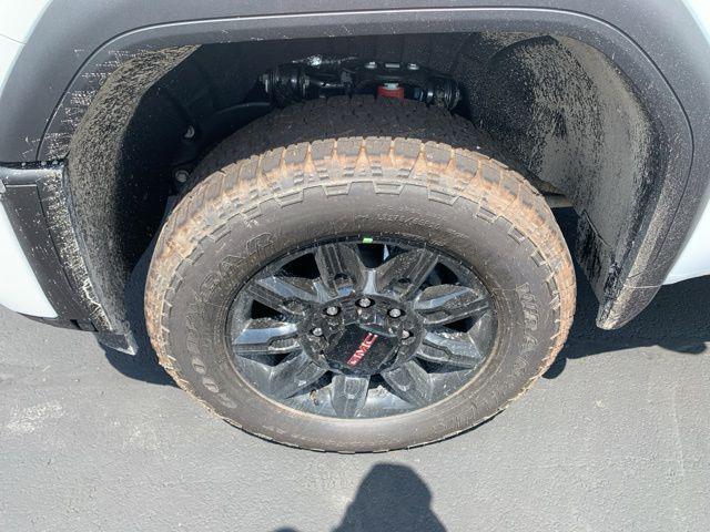new 2025 GMC Sierra 2500 car, priced at $80,260