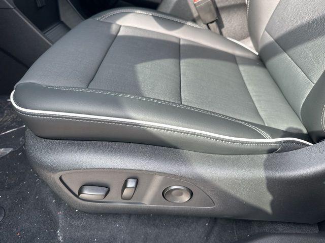 new 2025 Buick Enclave car, priced at $49,280