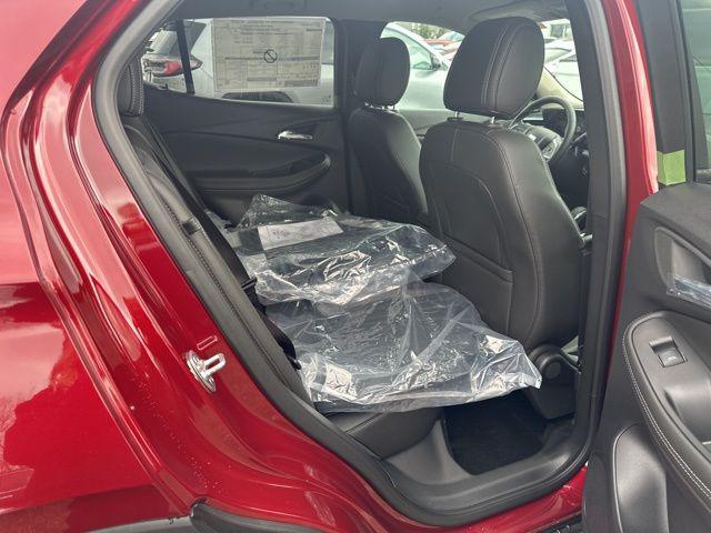new 2025 Buick Encore GX car, priced at $30,530
