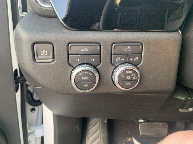 new 2026 GMC Sierra 1500 car, priced at $52,495
