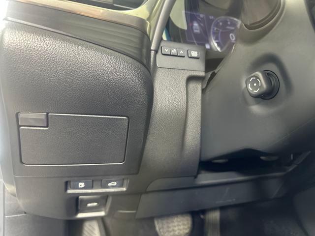 used 2021 Lexus ES 250 car, priced at $28,900