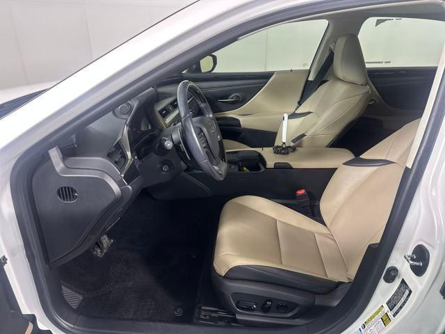 used 2021 Lexus ES 250 car, priced at $28,900