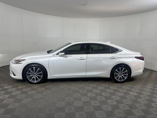 used 2021 Lexus ES 250 car, priced at $28,900