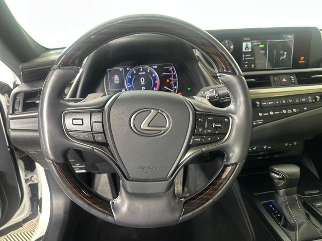 used 2021 Lexus ES 250 car, priced at $28,900