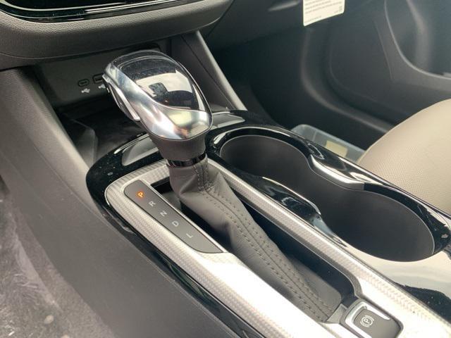 new 2025 Buick Envista car, priced at $31,485