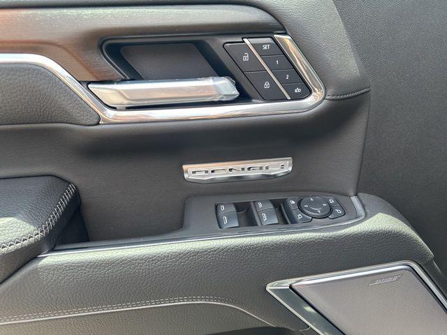 new 2025 GMC Sierra 1500 car, priced at $70,355
