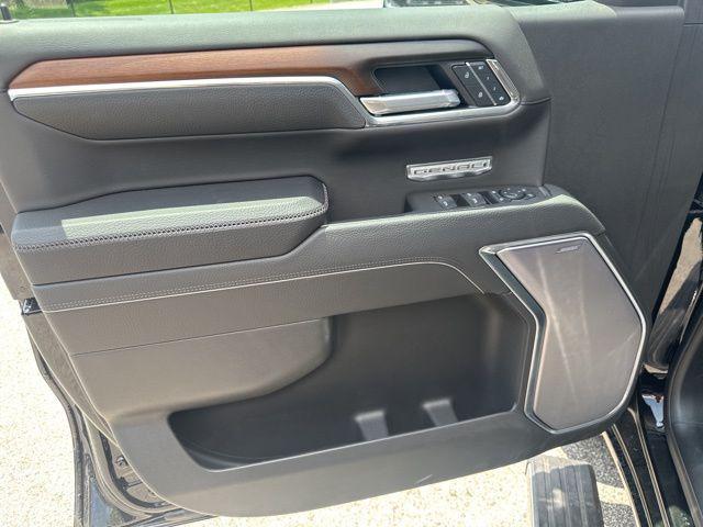 new 2025 GMC Sierra 1500 car, priced at $70,355