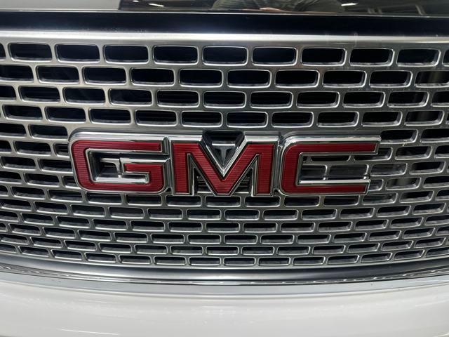 used 2015 GMC Yukon car, priced at $21,800