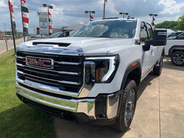new 2025 GMC Sierra 3500 car, priced at $60,780