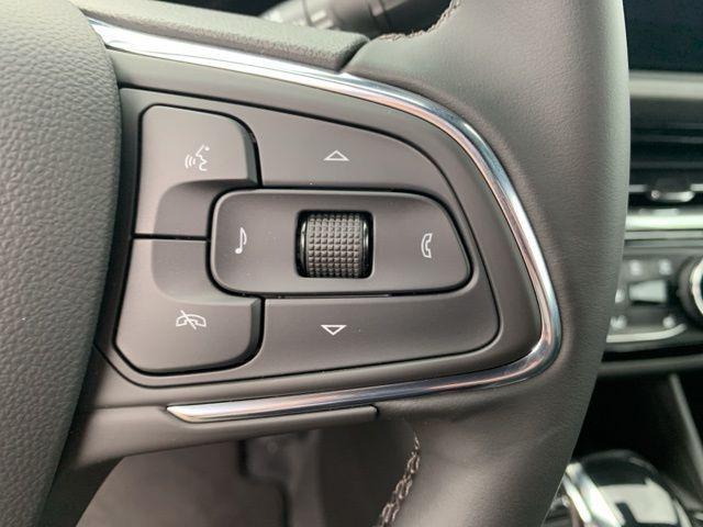 new 2025 Buick Envista car, priced at $29,275