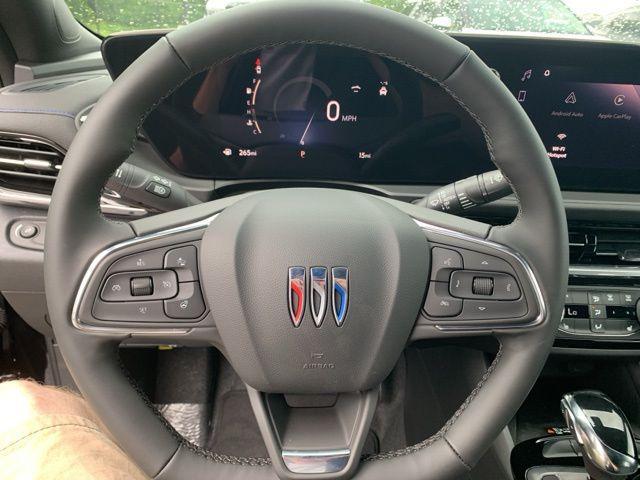 new 2025 Buick Envista car, priced at $29,275