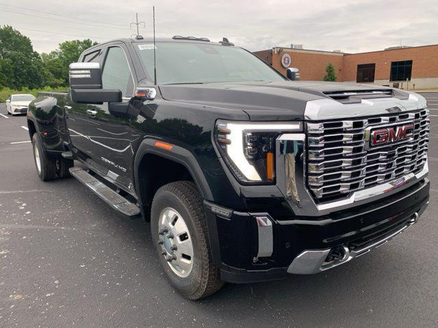 new 2025 GMC Sierra 3500 car, priced at $89,060