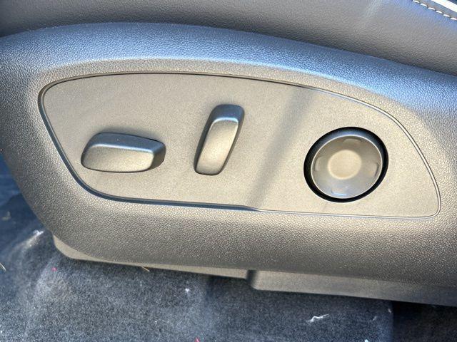 new 2025 Buick Enclave car, priced at $44,890