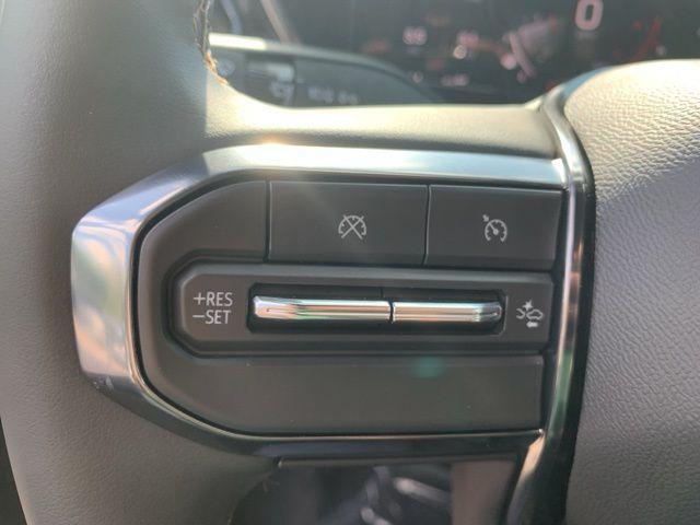 new 2025 GMC Canyon car, priced at $43,890