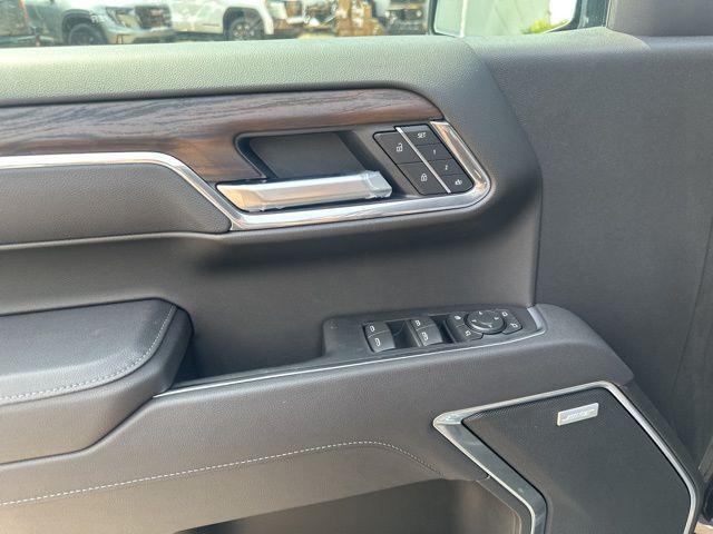 new 2025 GMC Sierra 1500 car, priced at $63,025