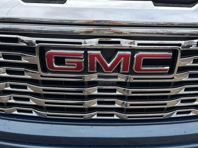 new 2025 GMC Sierra 1500 car, priced at $67,255