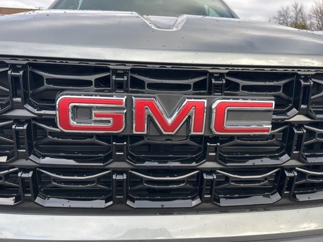 new 2024 GMC Canyon car, priced at $36,015