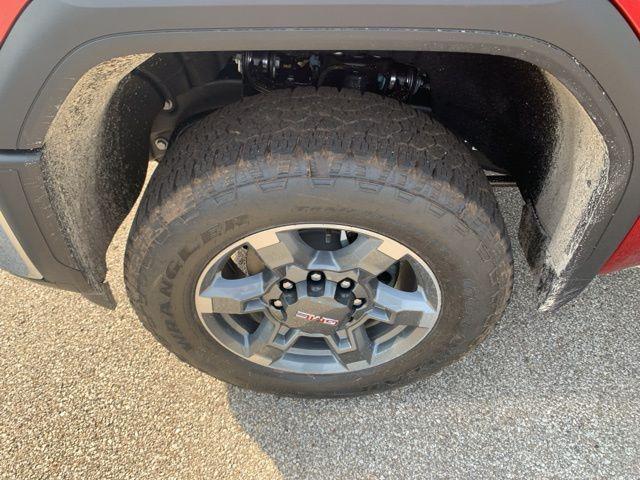new 2025 GMC Sierra 2500 car, priced at $66,185