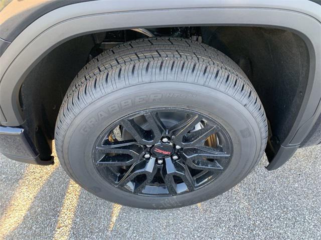 new 2025 GMC Sierra 1500 car, priced at $49,390