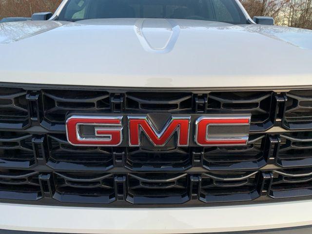 new 2026 GMC Canyon car, priced at $44,295