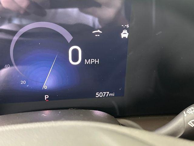 new 2025 Buick Encore GX car, priced at $37,555
