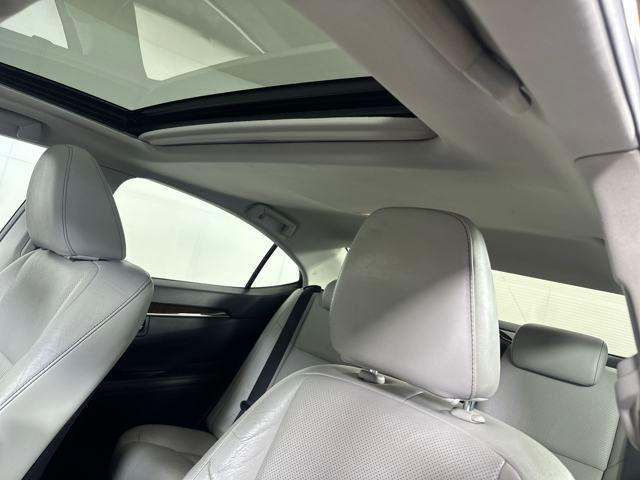 used 2013 Lexus ES 350 car, priced at $11,500