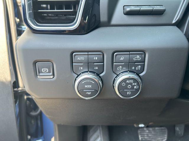 new 2025 GMC Sierra 1500 car, priced at $68,600