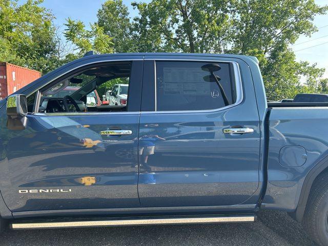new 2025 GMC Sierra 1500 car, priced at $68,600