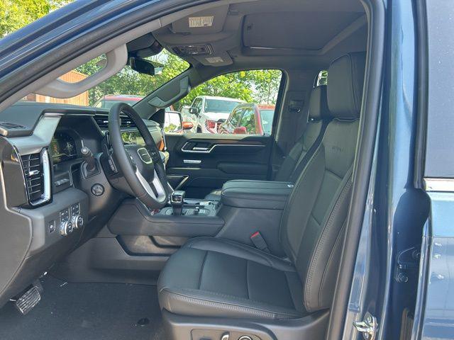 new 2025 GMC Sierra 1500 car, priced at $68,600