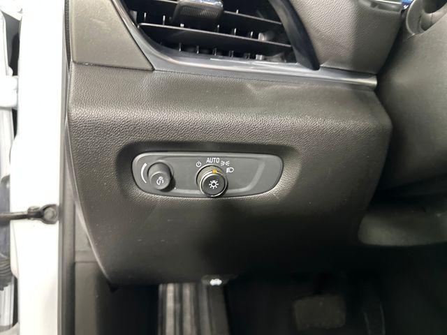used 2023 Chevrolet Traverse car, priced at $31,900
