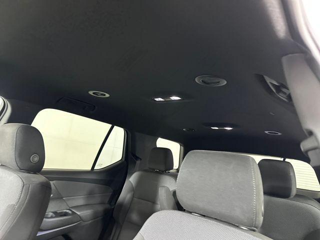 used 2023 Chevrolet Traverse car, priced at $31,900