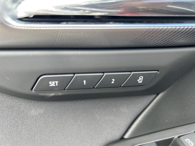 new 2025 Buick Envision car, priced at $43,735