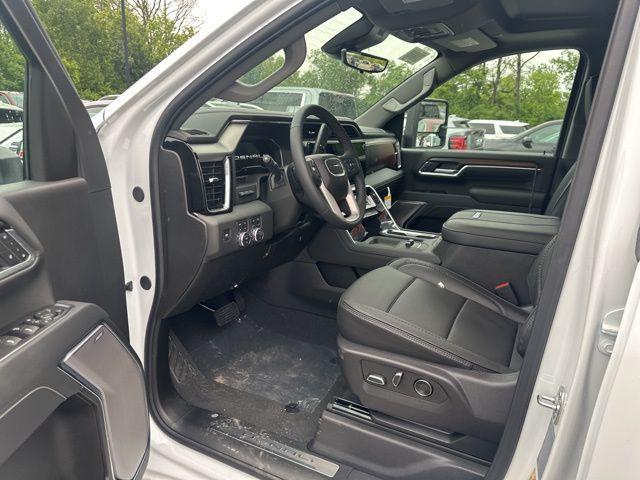 new 2025 GMC Sierra 3500 car, priced at $88,565