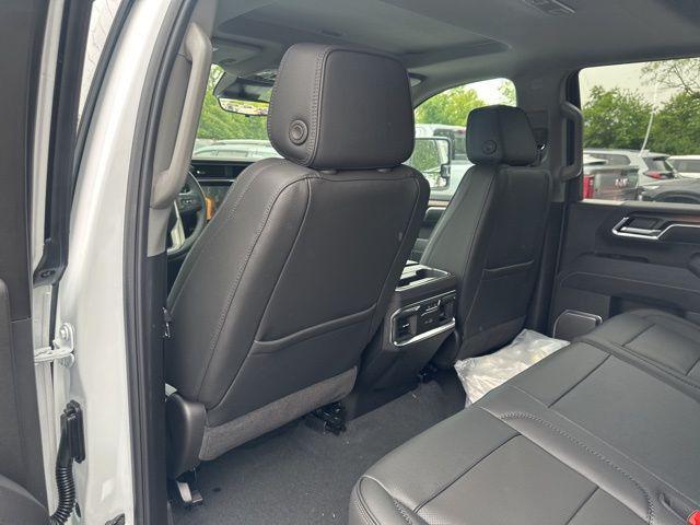 new 2025 GMC Sierra 3500 car, priced at $88,565
