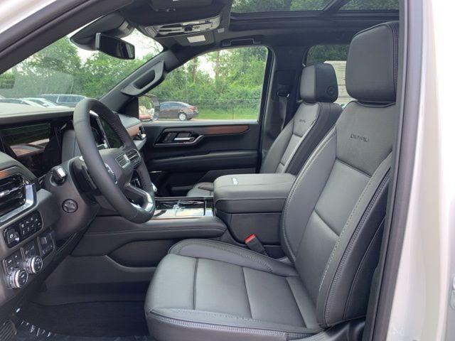 new 2025 GMC Yukon XL car, priced at $95,515