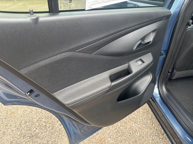 new 2025 Buick Envista car, priced at $30,444