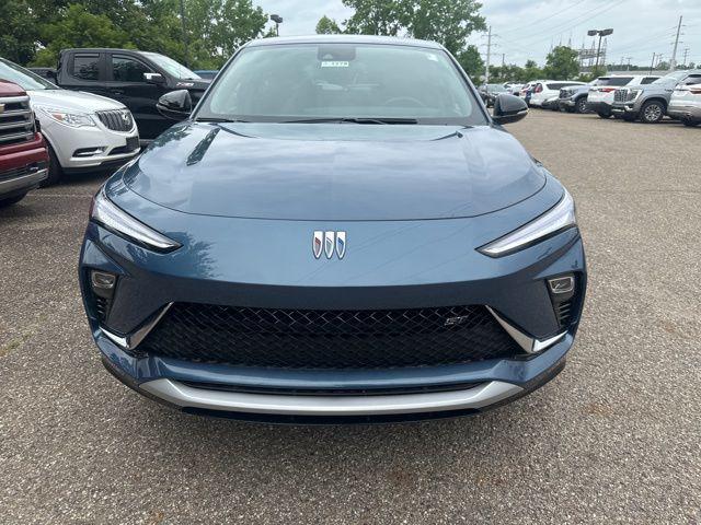 new 2025 Buick Envista car, priced at $30,444