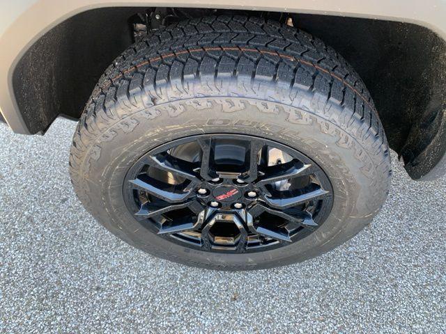 new 2025 GMC Canyon car, priced at $47,260