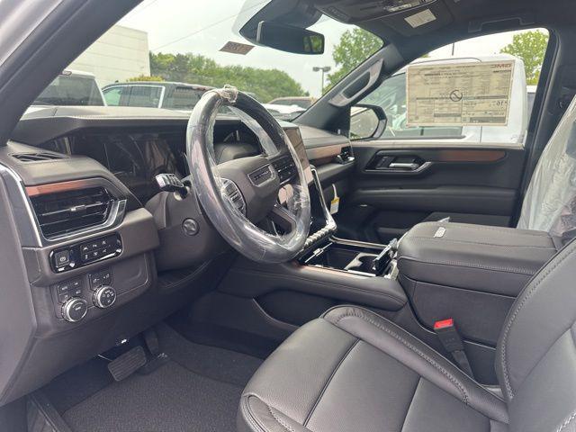 new 2025 GMC Yukon car, priced at $81,695
