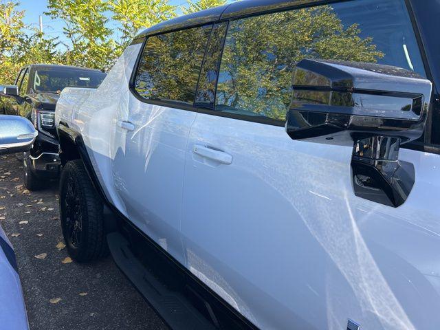 new 2026 GMC HUMMER EV Pickup car, priced at $92,095