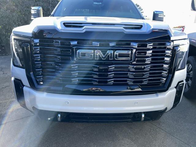 new 2025 GMC Sierra 2500 car, priced at $93,890