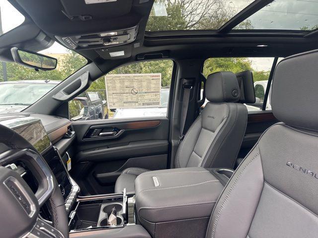new 2025 GMC Yukon car, priced at $93,470