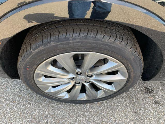 new 2025 Buick Envista car, priced at $31,485